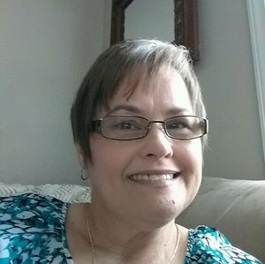 Meet your Posher, Carol